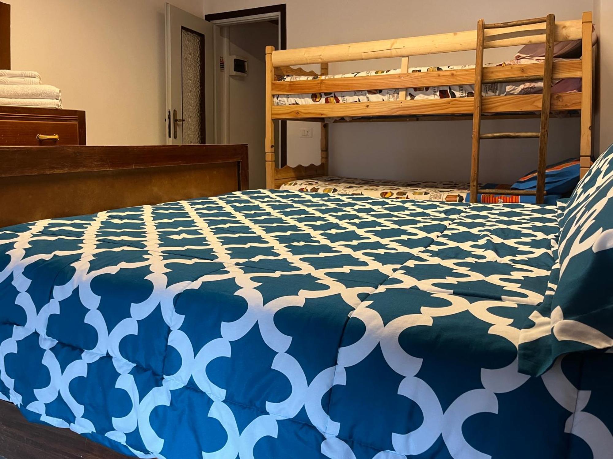 B&B22 Santa Brigida Bagian luar foto